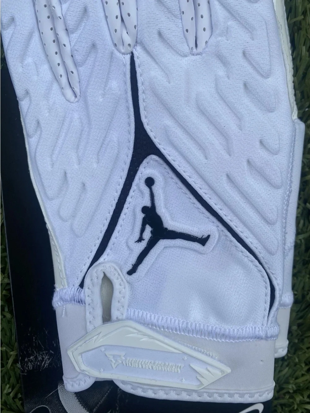 Nike Air Jordan Superbad White/Black NFL P.E Football Gloves Magnigrip Size XXL